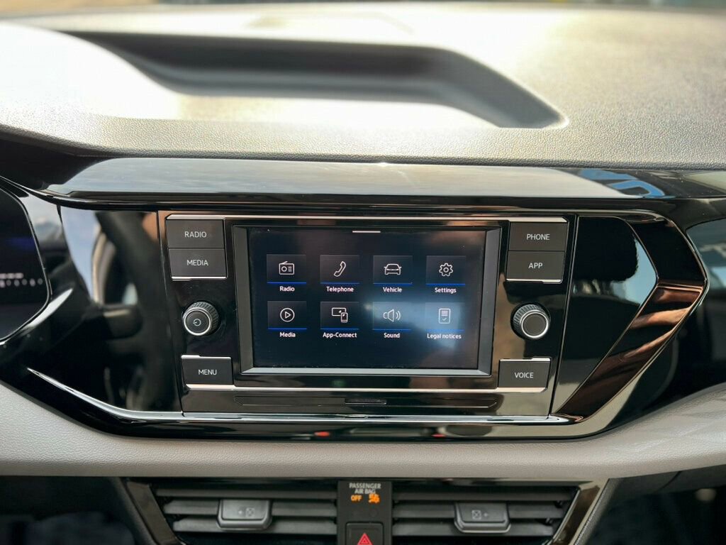 Used 2024 Volkswagen Taos S FWD image 21