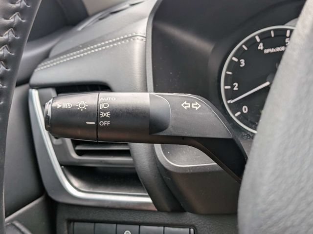 Used 2025 Nissan Rogue SV FWD image 26