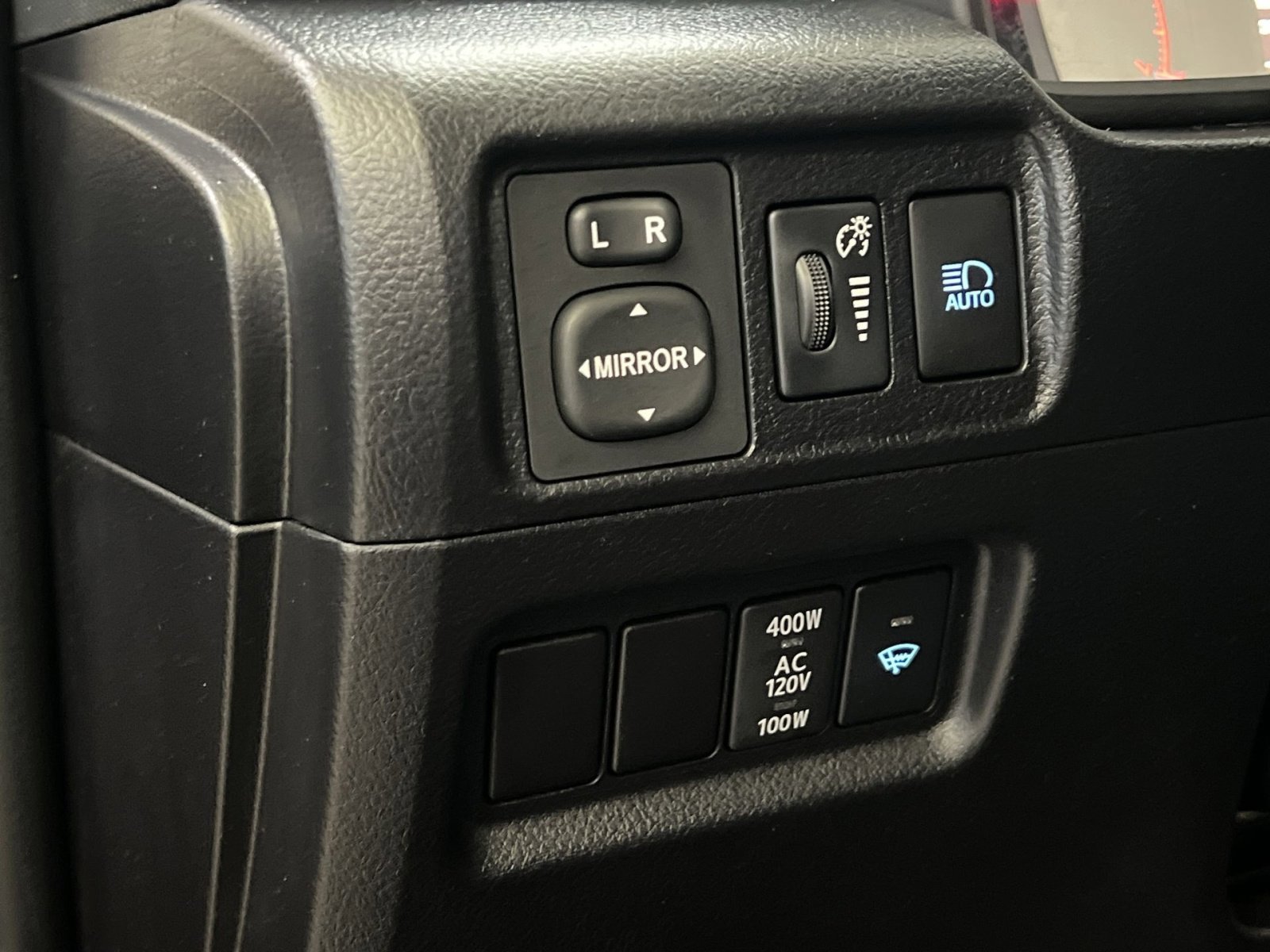 Used 2024 Toyota 4Runner SR5 Premium image 33