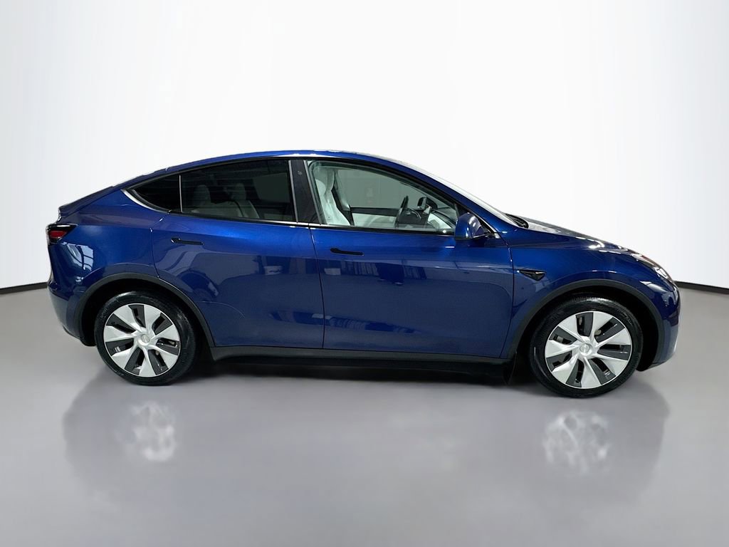 Used 2020 Tesla Model Y Long Range image 5