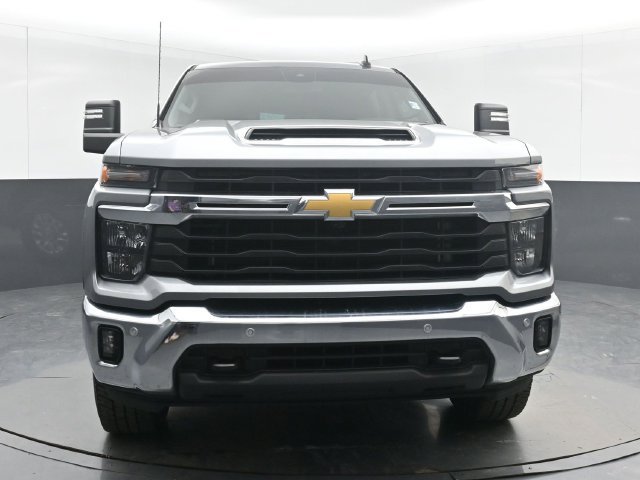 Used 2026 Chevrolet Silverado 2500 LT w/ All Star Edition AWD/4WD image 3