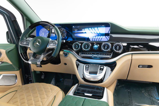 Used 2022 Mercedes-Benz Metris Passenger image 14