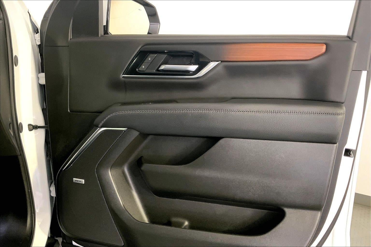 Used 2025 GMC Yukon Denali AWD/4WD image 26