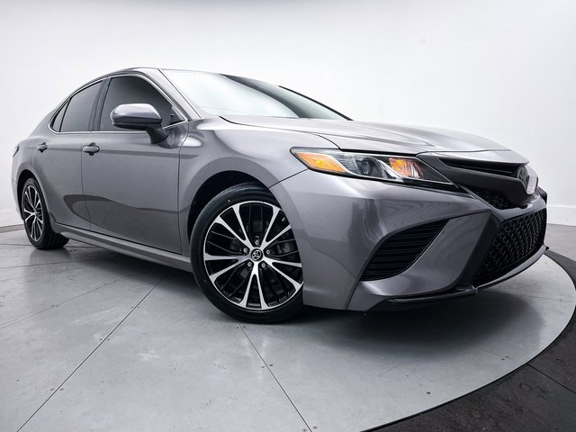 Used 2018 Toyota Camry SE