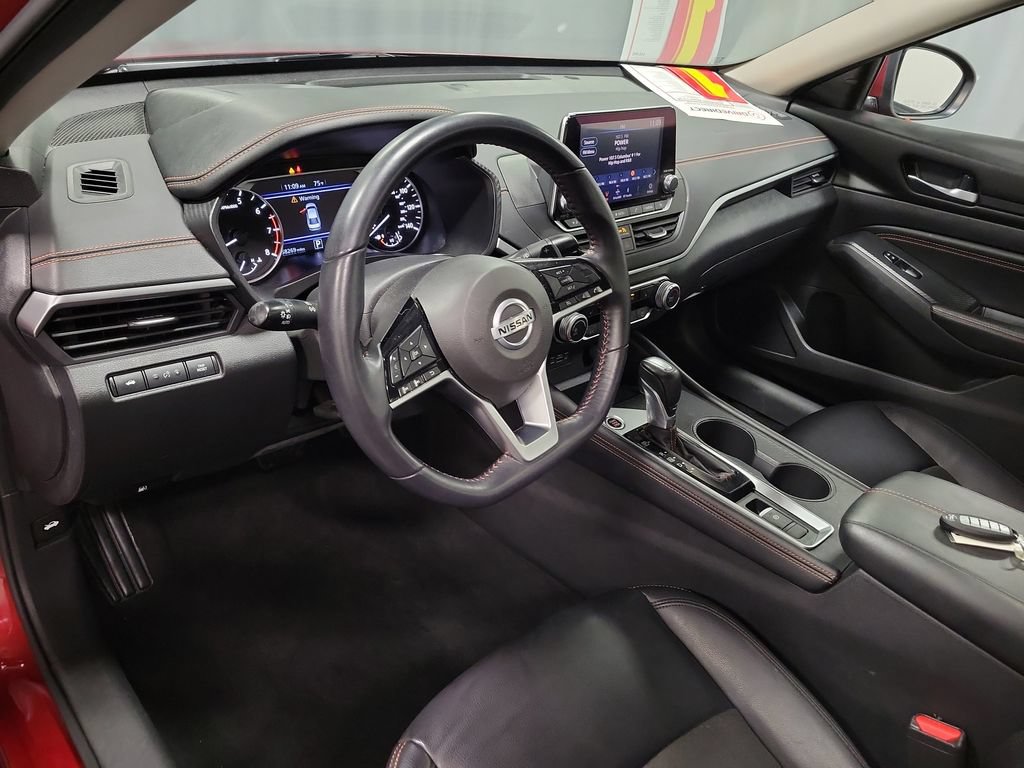 Used 2020 Nissan Altima 2.5 SR w/ Premium Package AWD/4WD image 13
