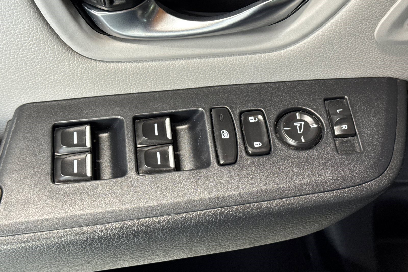 Certified 2024 Honda Pilot Touring image 13