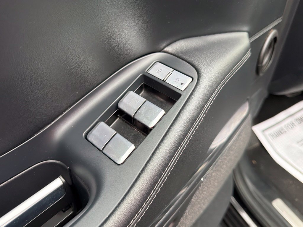 Used 2025 Lincoln Navigator L Reserve AWD/4WD image 14