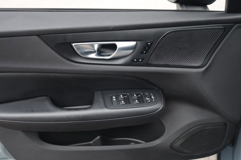Used 2023 Volvo S60 B5 Plus w/ Climate Package FWD image 19