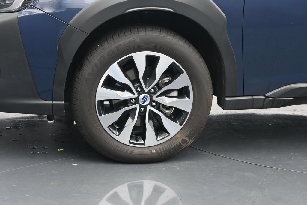 Used 2024 Subaru Outback Touring XT AWD/4WD image 12