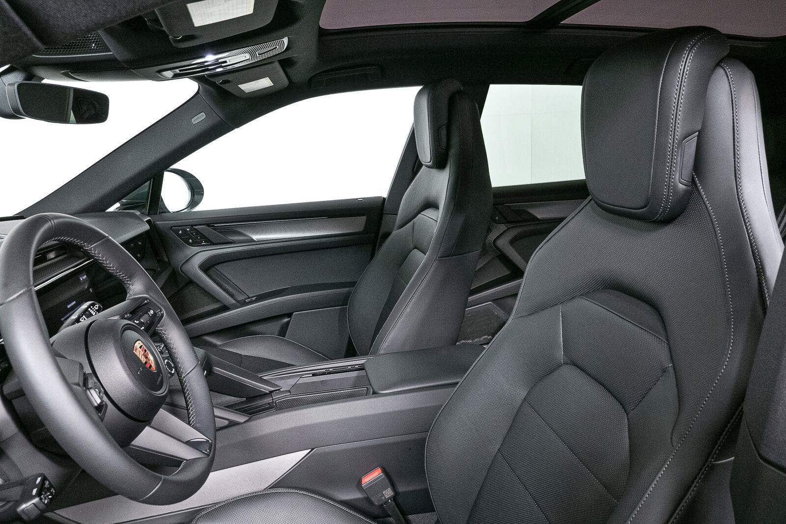 New 2026 Porsche Cayenne Electric AWD/4WD image 5