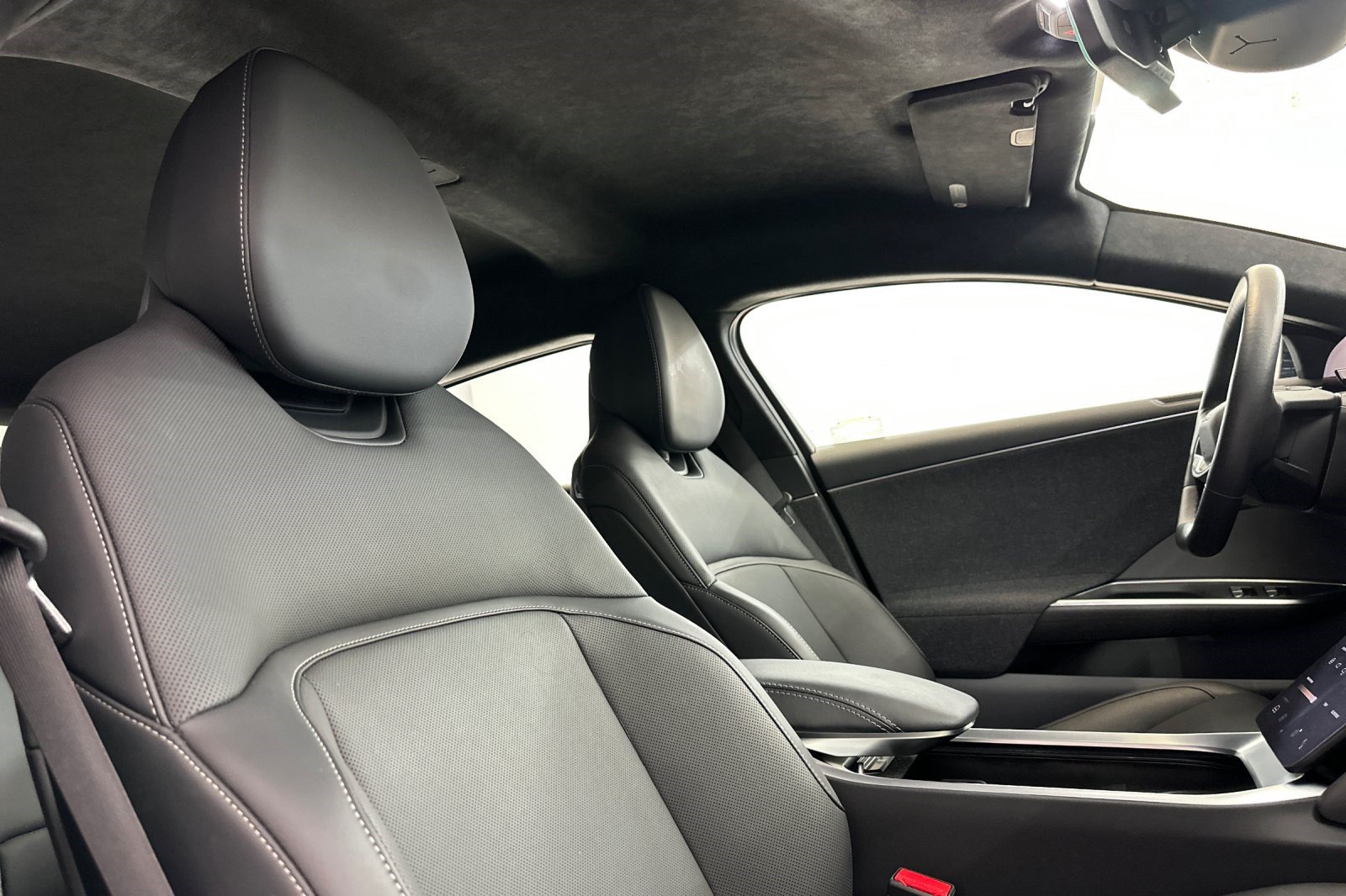 Used 2023 Lucid Air Pure AWD/4WD image 29