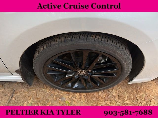 Used 2024 Toyota Camry XSE w/ Navigation Package image 11