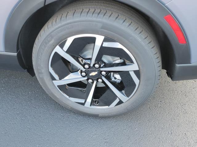 New 2026 Chevrolet Equinox EV LT image 5