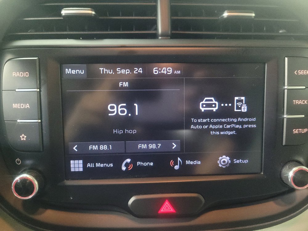 Used 2022 Kia Soul LX FWD image 25