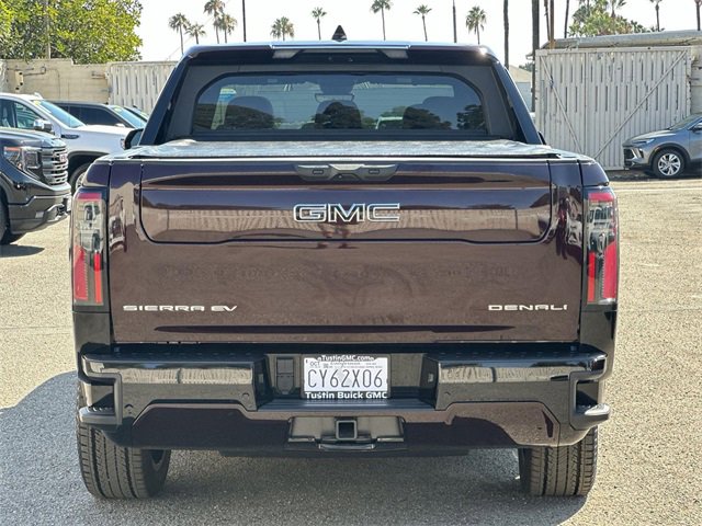 Used 2025 GMC Sierra EV Denali image 5