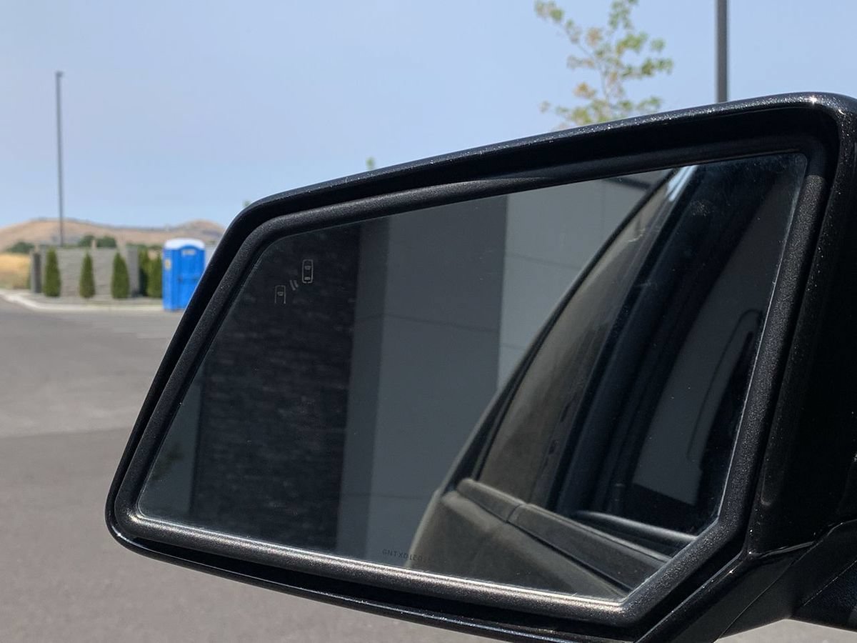 Used 2015 GMC Acadia Denali FWD image 14