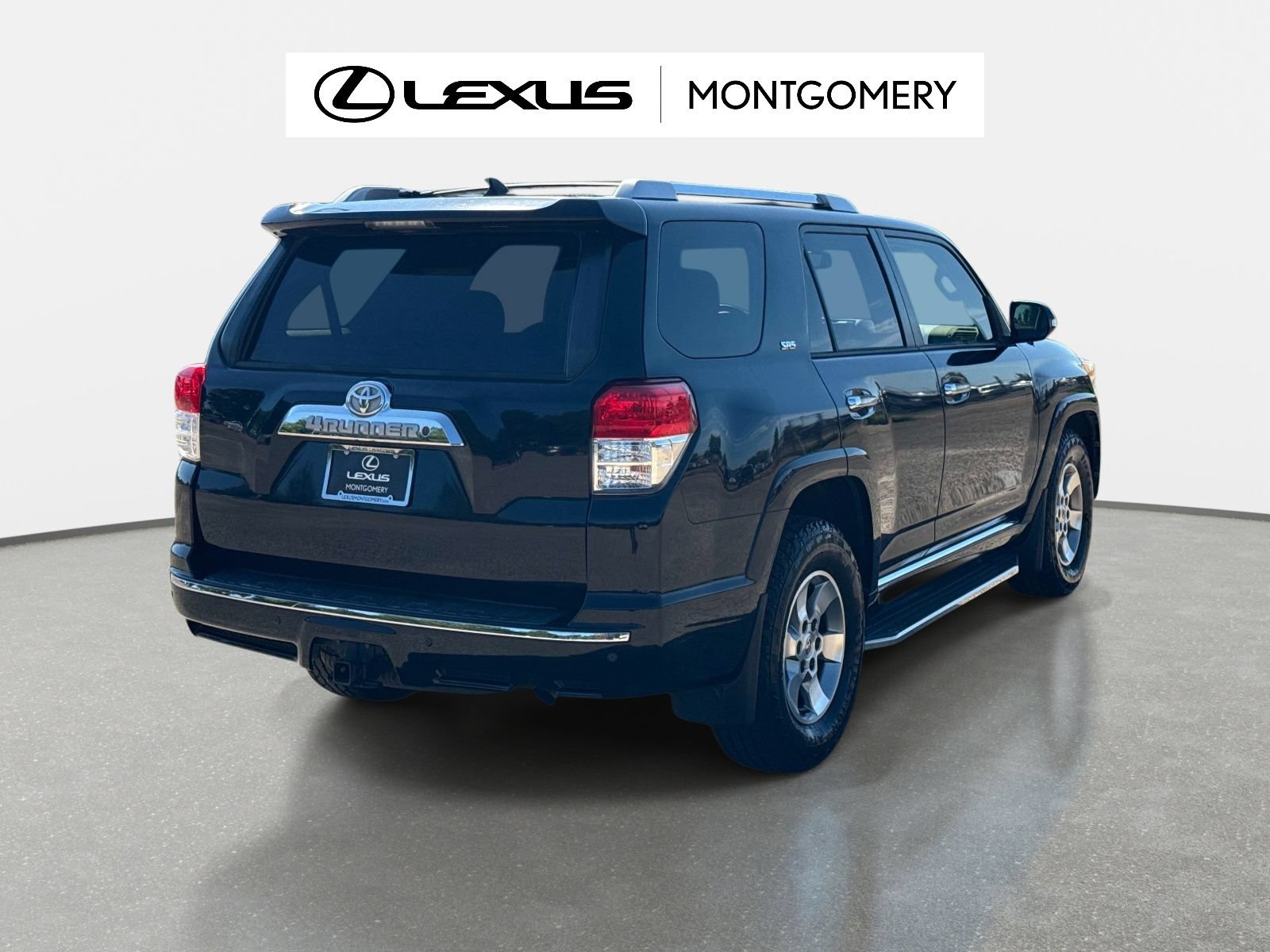 Used 2013 Toyota 4Runner SR5 w/ Convenience Pkg RWD image 3