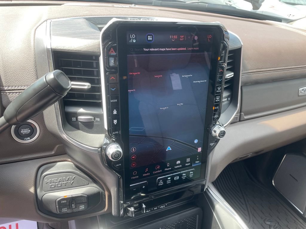 New 2026 RAM 3500 Laramie AWD/4WD image 19
