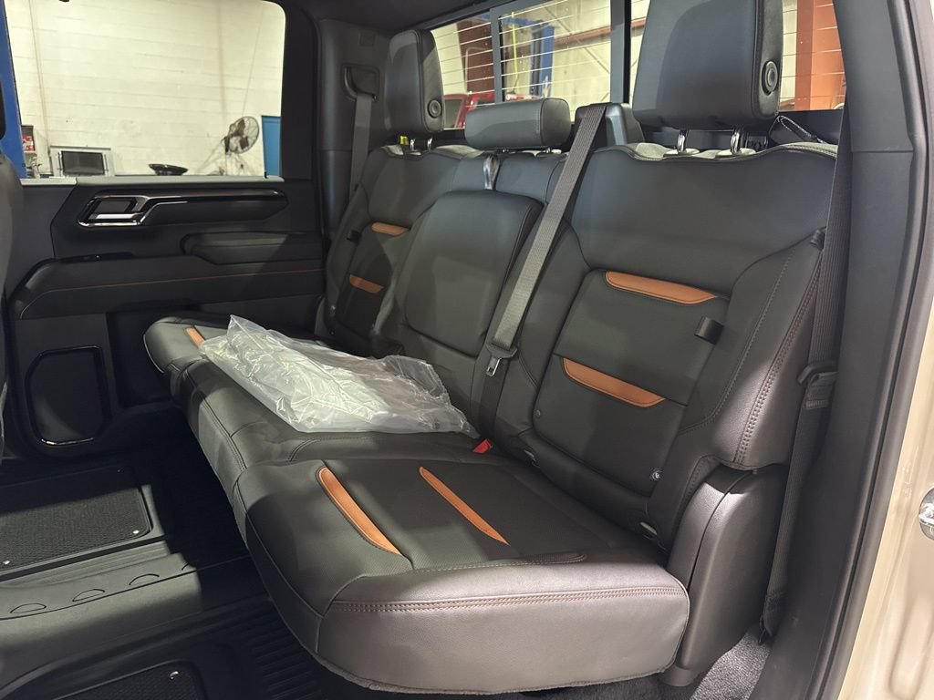 New 2026 GMC Sierra 2500 AT4 w/ AT4 Premium Plus Package AWD/4WD image 42