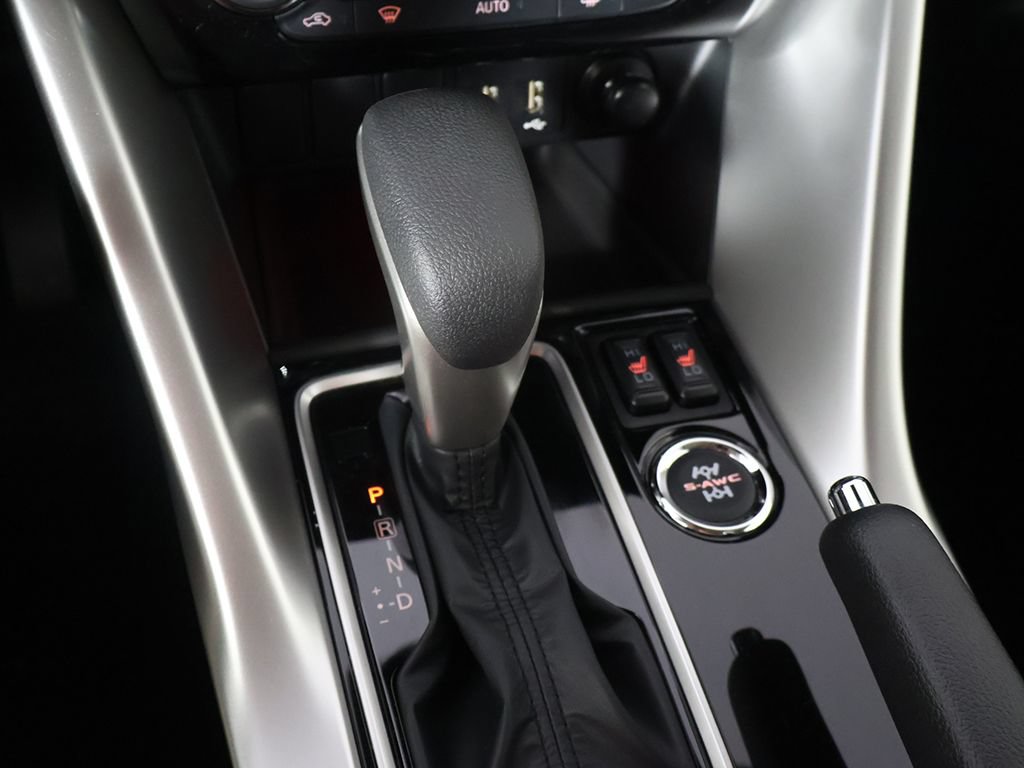 New 2026 Mitsubishi Eclipse Cross LE AWD/4WD image 44
