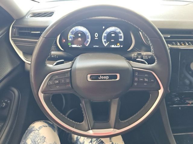 Used 2023 Jeep Grand Cherokee L Laredo AWD/4WD image 11