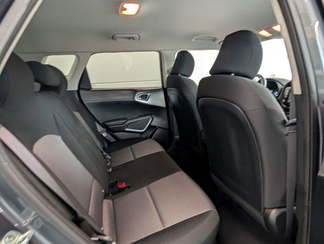 Used 2021 Kia Soul LX image 12