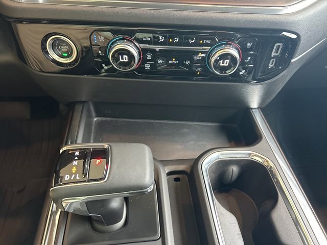 Used 2023 GMC Sierra 1500 SLT w/ SLT Premium Package AWD/4WD image 17