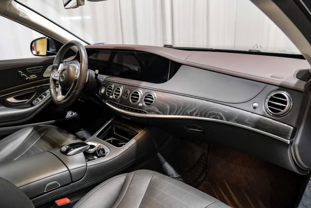 Used 2018 Mercedes-Benz S 560 4MATIC Sedan image 24