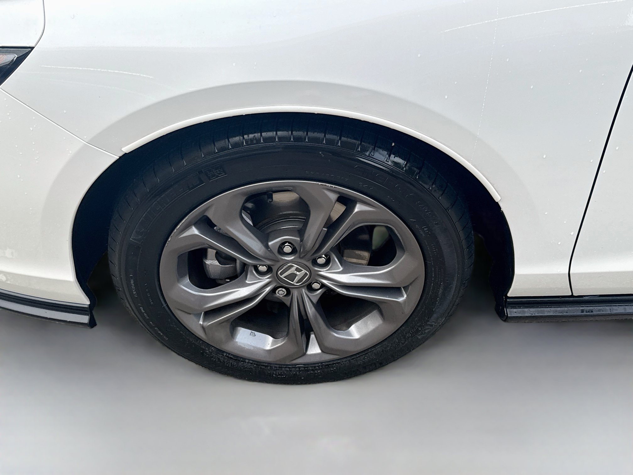 Certified 2024 Honda Accord EX image 35