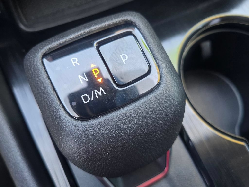 Used 2021 Nissan Rogue SV AWD/4WD image 18