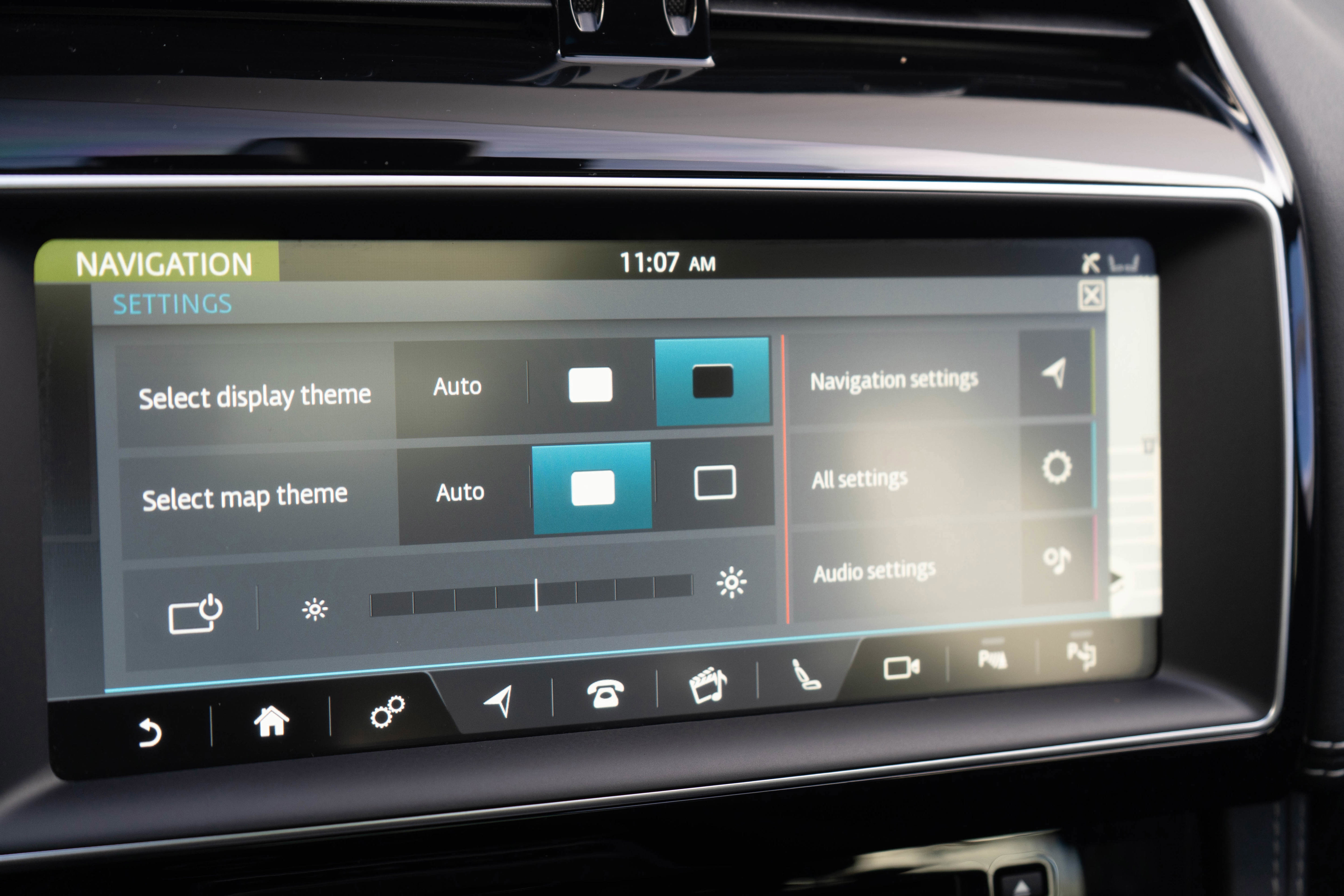 Used 2017 Jaguar F-PACE S image 22