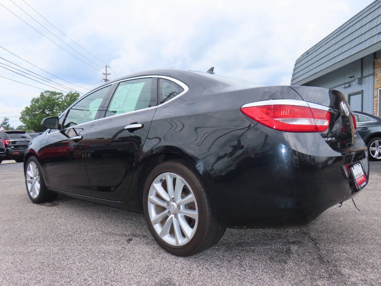 Used 2013 Buick Verano FWD image 26