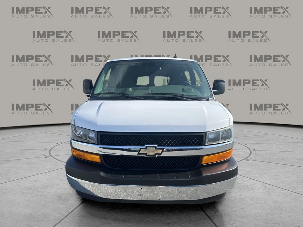 Used 2020 Chevrolet Express 3500 LT w/ LT Preferred Equipment Group image 8