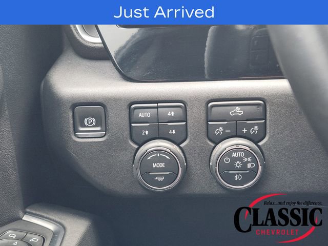 Used 2023 Chevrolet Silverado 1500 RST w/ Convenience Package II AWD/4WD image 29