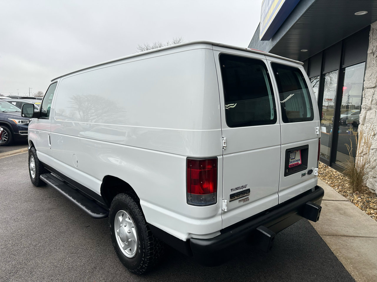 Used 2011 Ford E-250 and Econoline 250 w/ PWR Group image 5