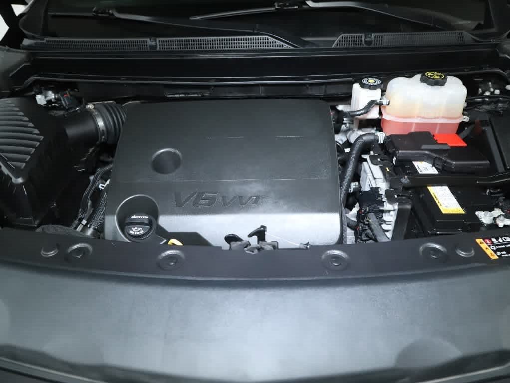 Used 2024 Buick Enclave Essence FWD image 35