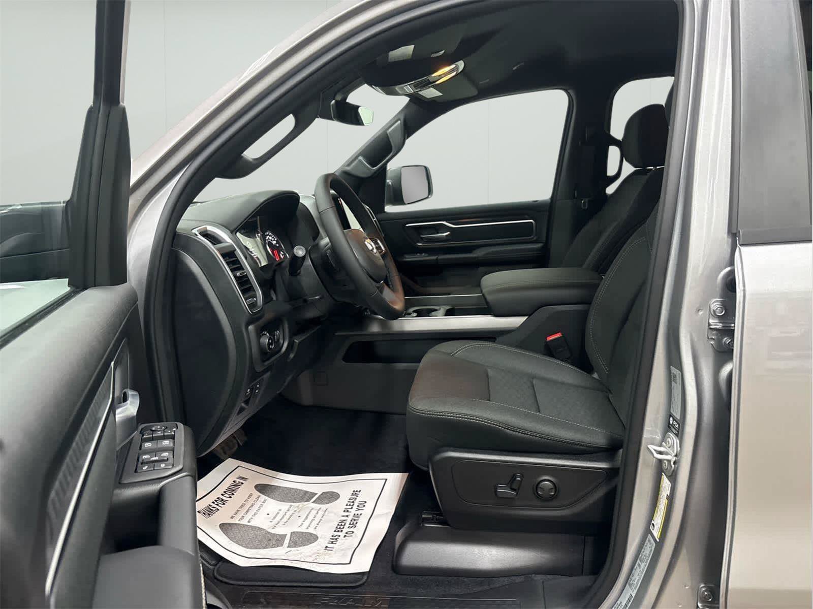 New 2026 RAM 1500 Big Horn AWD/4WD image 12