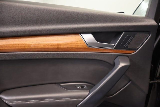 Used 2021 Audi Q5 2.0T Premium Plus image 29