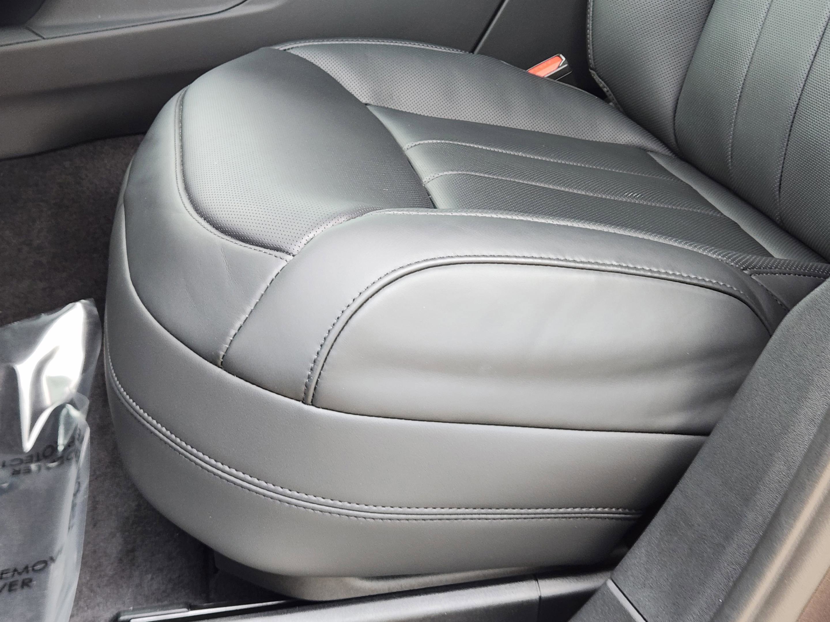 Certified 2025 Land Rover Range Rover Sport Autobiography image 17
