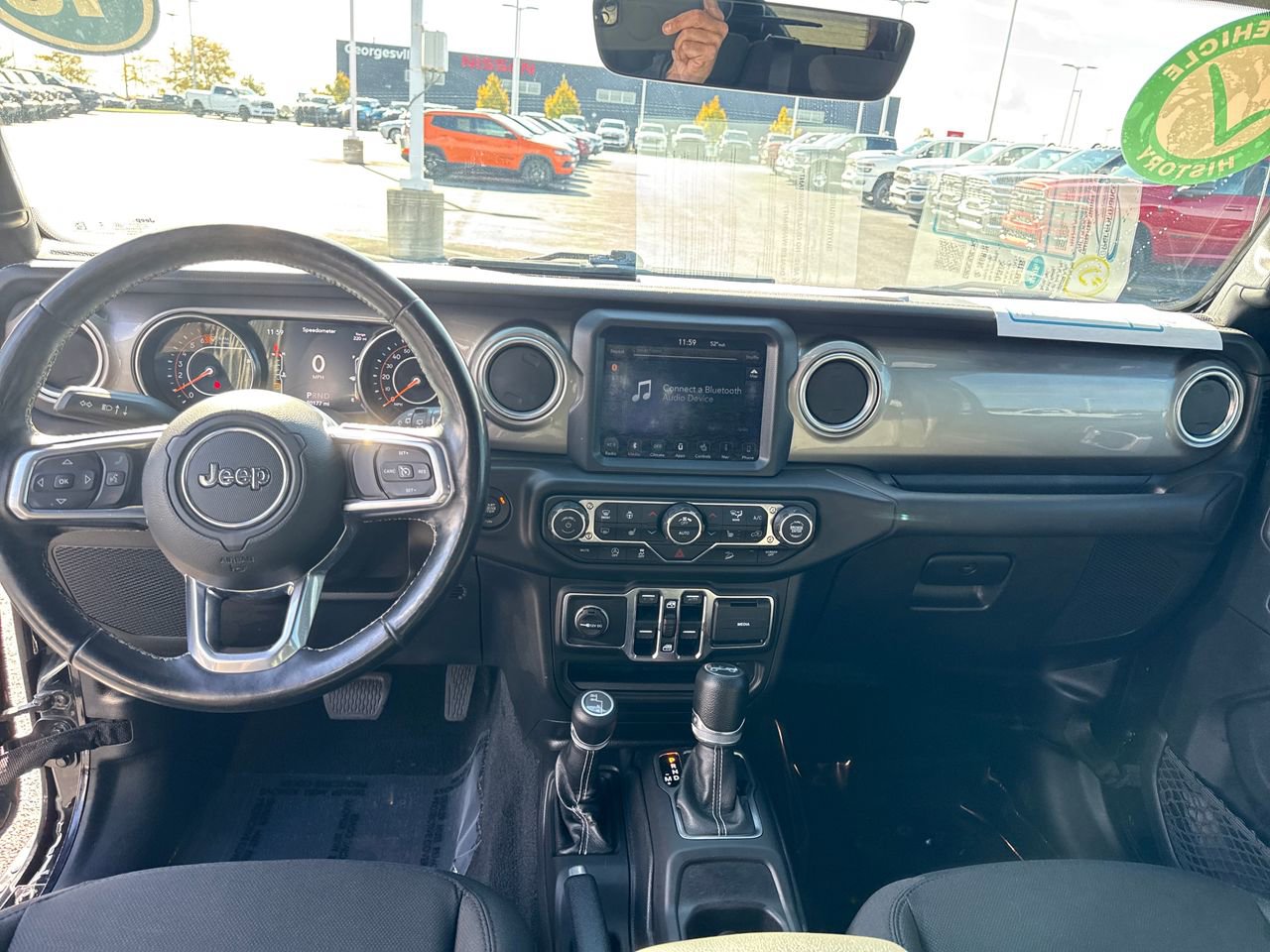 Used 2018 Jeep Wrangler Unlimited Sahara image 13