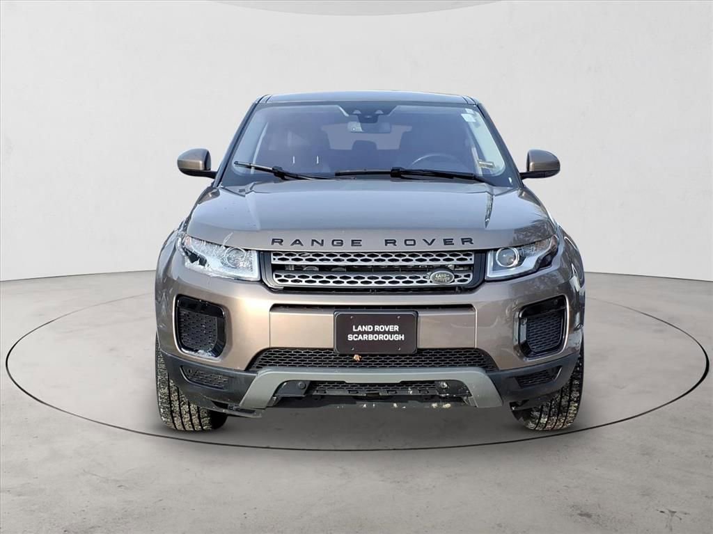 Used 2019 Land Rover Range Rover Evoque SE image 2