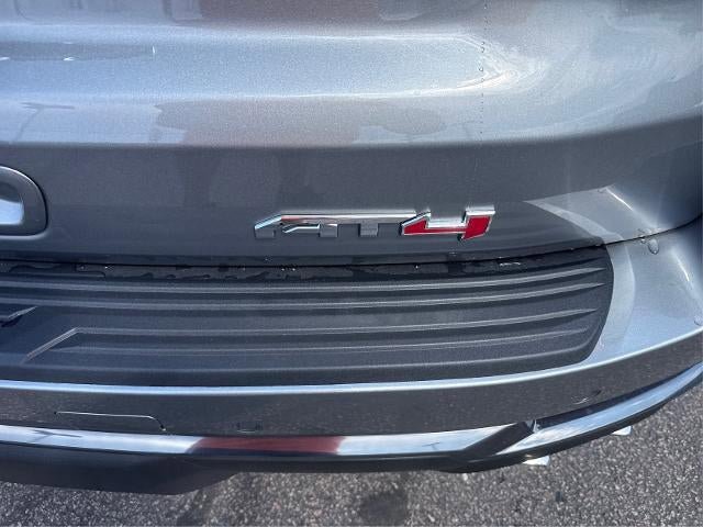 New 2026 GMC Yukon XL AT4 w/ AT4 Premium Plus Package AWD/4WD image 10