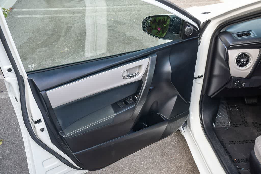 Used 2017 Toyota Corolla LE FWD image 25
