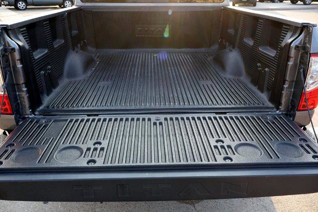 Certified 2024 Nissan Titan SV w/ SV Convenience Package image 9