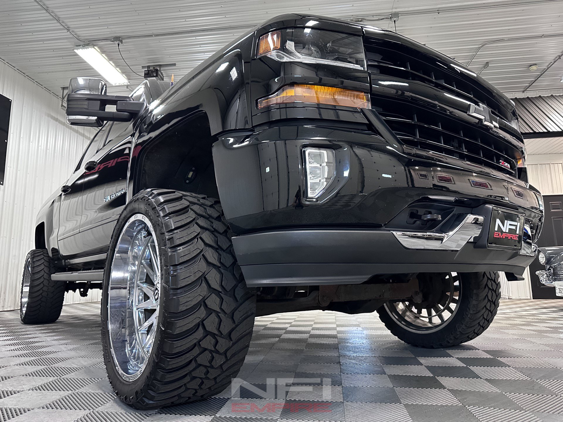 Used 2017 Chevrolet Silverado 1500 LT w/ All Star Edition AWD/4WD image 15