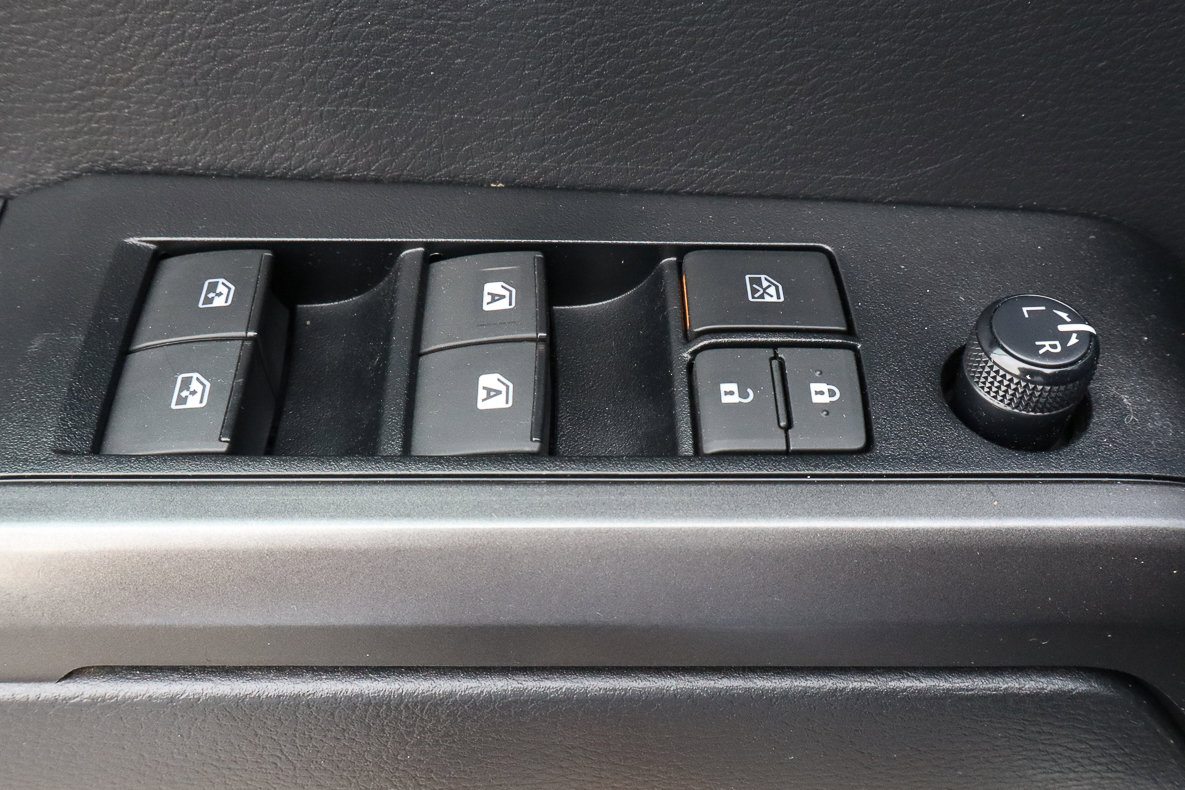 Used 2022 Toyota Tacoma TRD Off-Road image 18