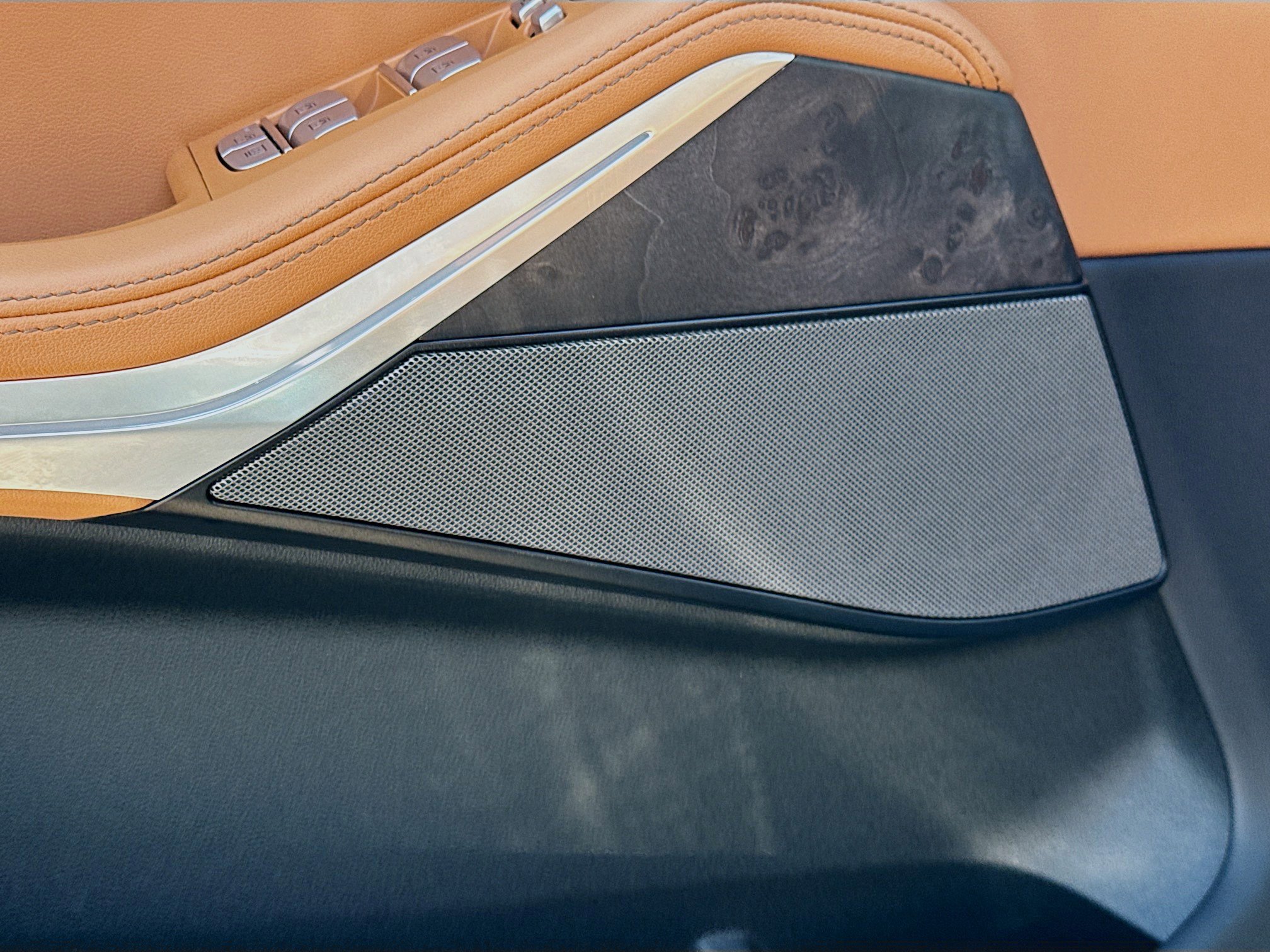 Used 2026 BMW X7 xDrive40i AWD/4WD image 25