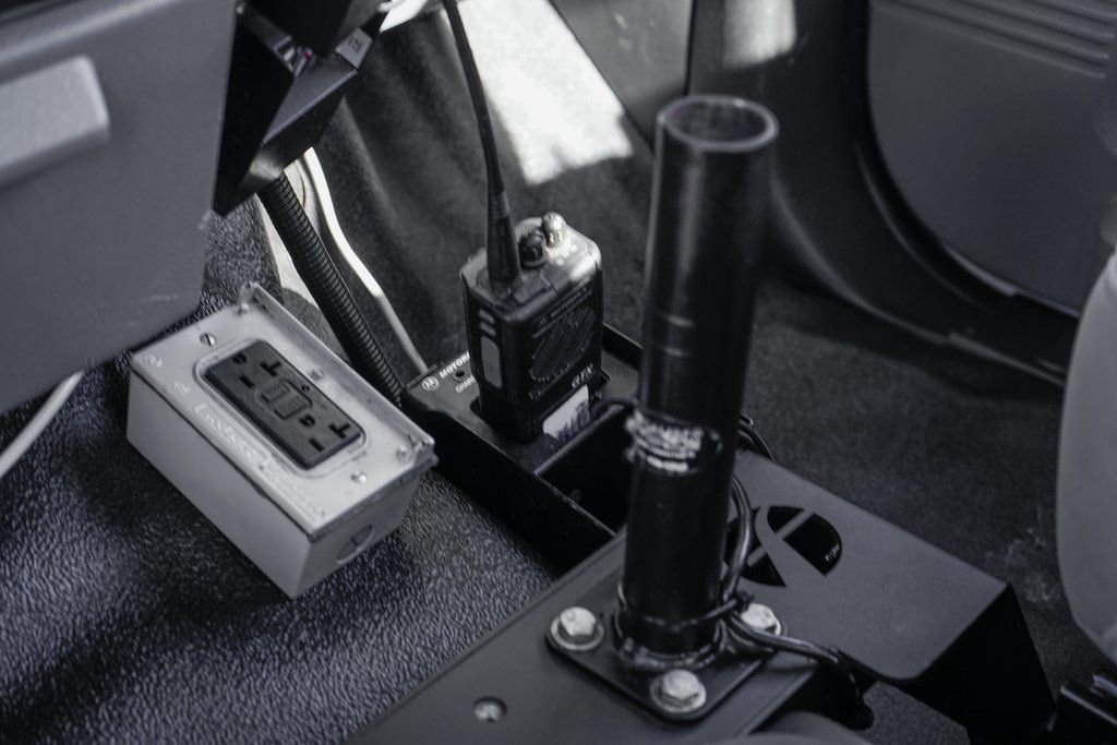 Used 2012 Ford F550 2WD Regular Cab Super Duty w/ PWR Equipment Group image 32