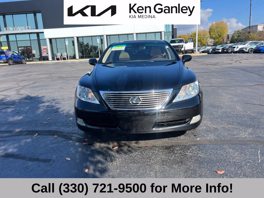 Used 2007 Lexus LS 460 RWD image 3