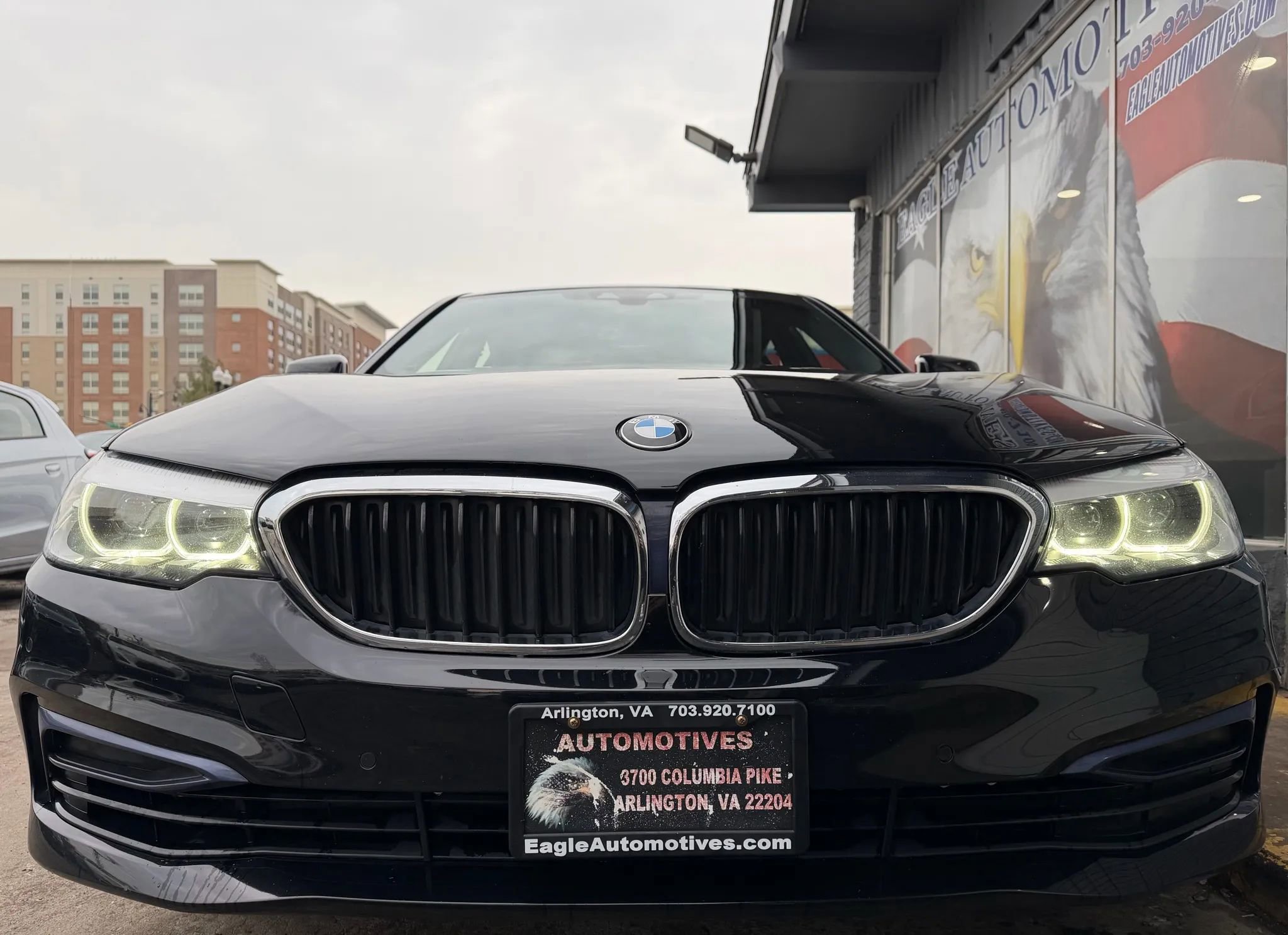 Used 2020 BMW 530i xDrive w/ Convenience Package AWD/4WD image 8